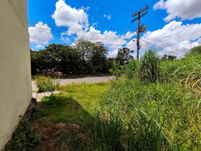 Terreno / Lote para Venda em Goiânia/GO Village Santa Rita