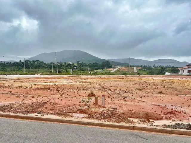 Terreno / Lote para Venda em Governador Celso Ramos/SC Areias de Baixo