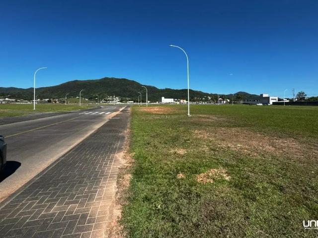 Terreno / Lote para Venda em Governador Celso Ramos/SC Areias de Cima