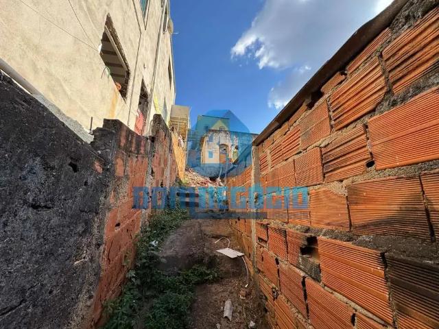 Terreno / Lote para Venda em Governador Valadares/MG Altinópolis