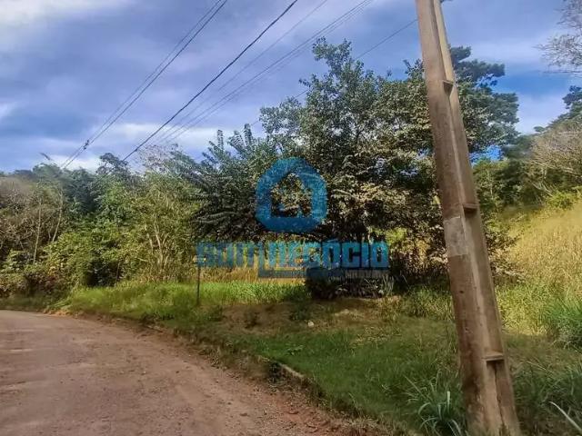 Terreno / Lote para Venda em Governador Valadares/MG Parque Ibituruna