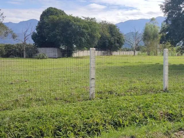 Terreno / Lote para Venda em Guapimirim/RJ Citrolândia