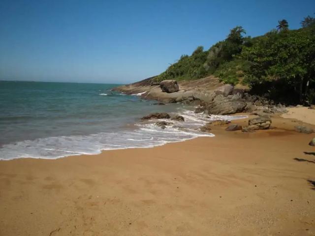 Terreno / Lote para Venda em Guarapari/ES Meaípe