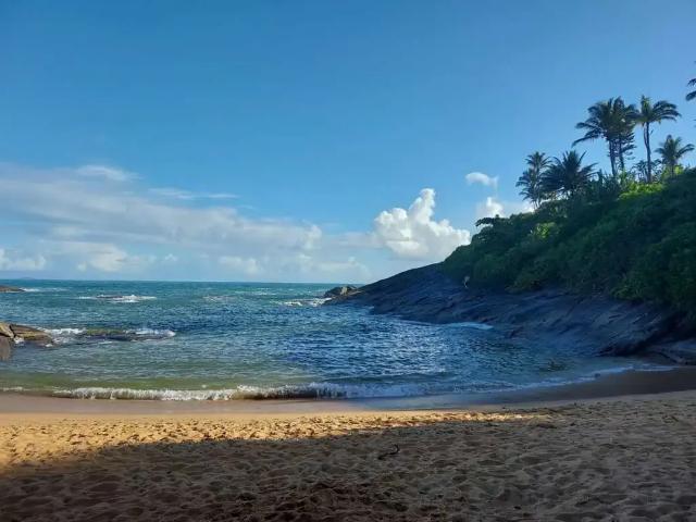 Terreno / Lote para Venda em Guarapari/ES Meaípe