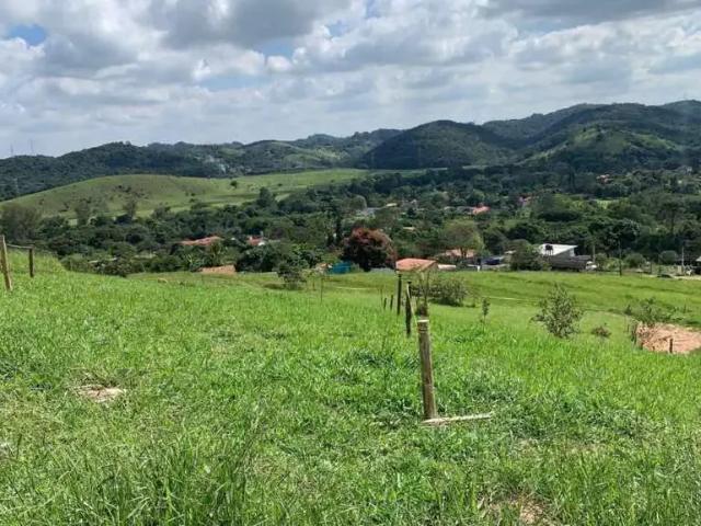Terreno / Lote para Venda em Guararema/SP Ajuda