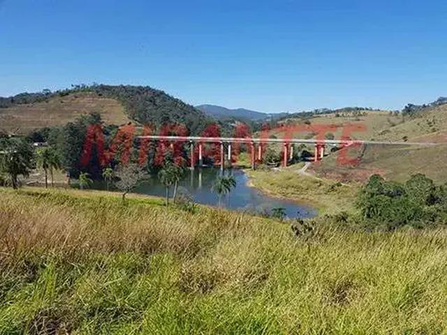 Terreno / Lote para Venda em Guararema/SP Centro