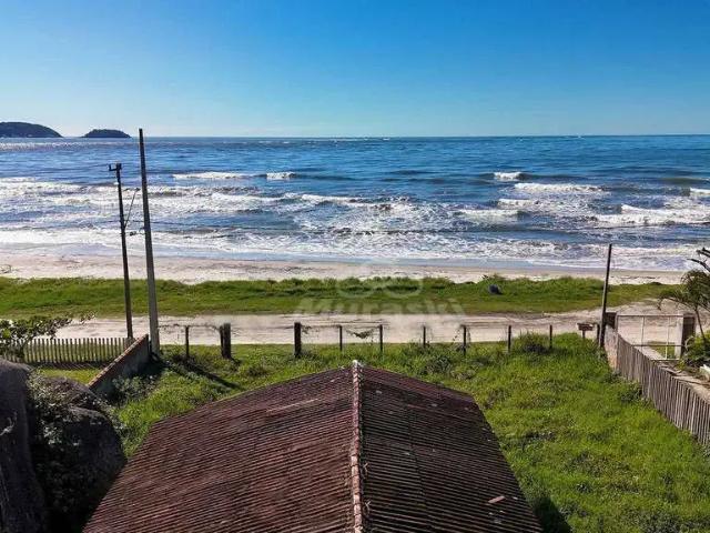 Terreno / Lote para Venda em Guaratuba/PR Caieiras