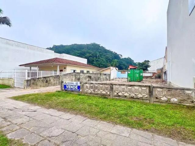 Terreno / Lote para Venda em Guaratuba/PR Centro