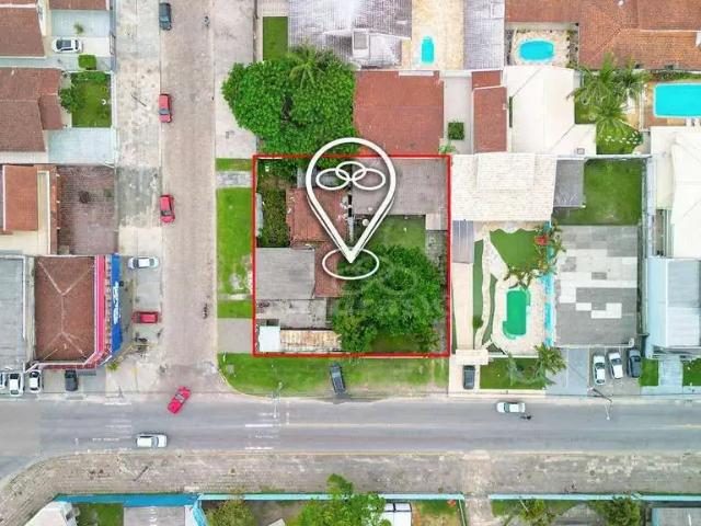 Terreno / Lote para Venda em Guaratuba/PR Centro