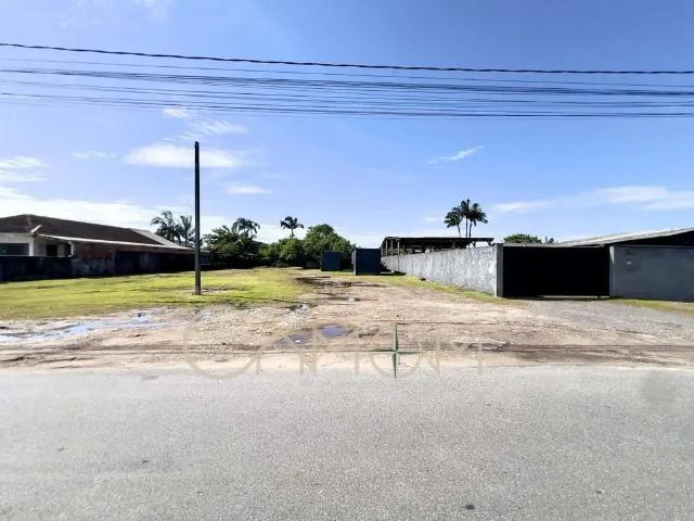 Terreno / Lote para Venda em Guaratuba/PR Piçarras