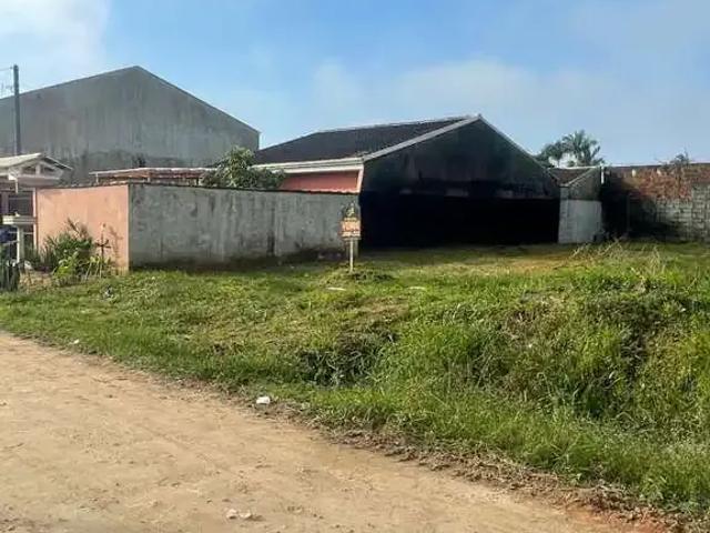 Terreno / Lote para Venda em Guaratuba/PR Piçarras