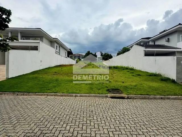Terreno / Lote para Venda em Guaratinguetá/SP Condomínio Residencial Prefeito Gilberto Filippo