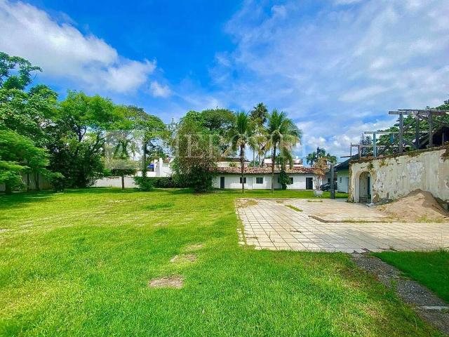 Terreno / Lote para Venda em Guarujá/SP Balneário Praia do Pernambuco