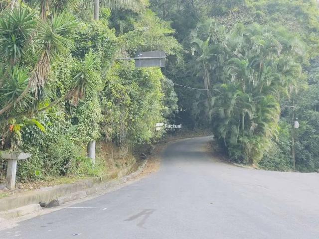 Terreno / Lote para Venda em Guarujá/SP Balneário Praia do Pernambuco