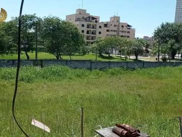 Terreno / Lote para Venda em Guarujá/SP Enseada