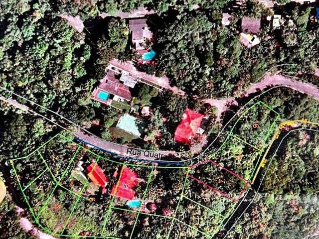 Terreno / Lote para Venda em Guarujá/SP Morro Sorocotuba