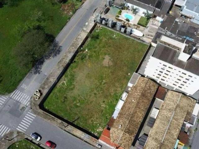 Terreno / Lote para Venda em Guarujá/SP Enseada