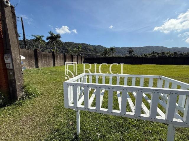 Terreno / Lote para Venda em Guarujá/SP Enseada