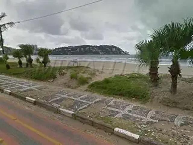 Terreno / Lote para Venda em Guarujá/SP Loteamento João Batista Julião
