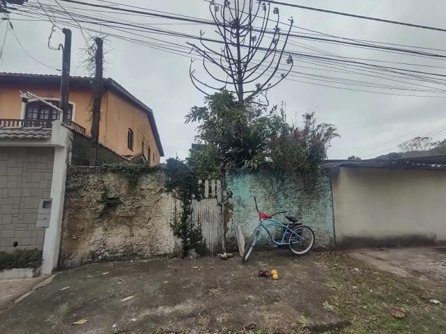 Terreno / Lote para Venda em Guarujá/SP Vila Santa Rosa