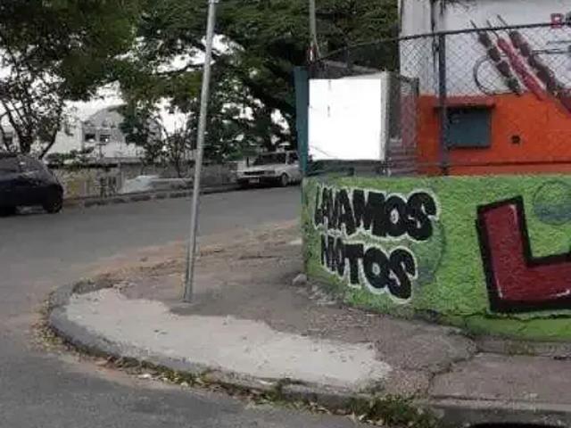 Terreno / Lote para Venda em Guarulhos/SP Vila Moreira