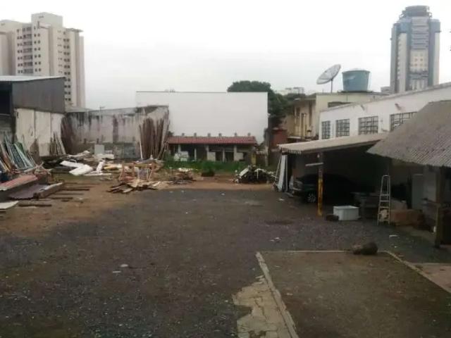 Terreno / Lote para Venda em Guarulhos/SP Vila Pedro Moreira