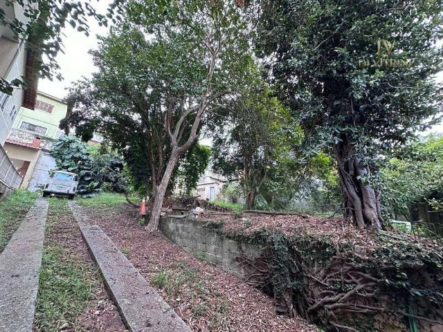 Terreno / Lote para Venda em Guarulhos/SP Jardim Santa Mena