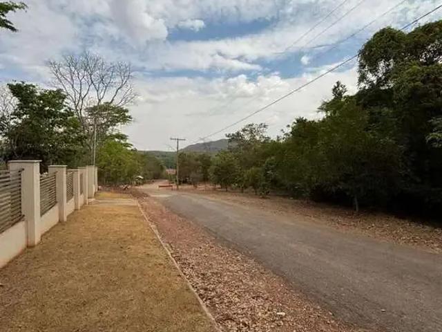 Terreno / Lote para Venda em Hidrolândia/GO Condomínio Country Ville