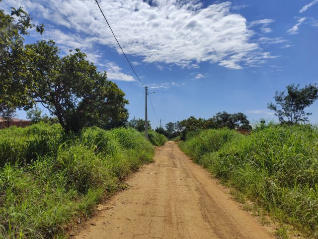 Terreno / Lote para Venda em Hidrolândia/GO Jardim Garavelo Sul