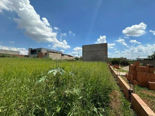 Terreno / Lote para Venda em Hortolândia/SP Parque Bellaville