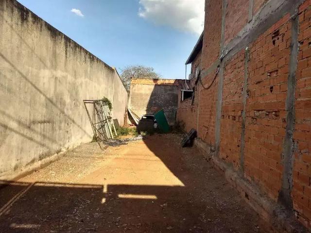 Terreno / Lote para Venda em Hortolândia/SP Parque dos Pinheiros