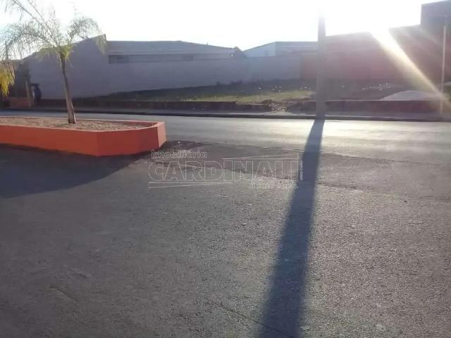 Terreno / Lote para Venda em Ibaté/SP Jardim Menzani