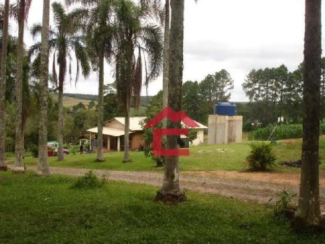 Terreno / Lote para Venda em Ibiúna/SP Le Village
