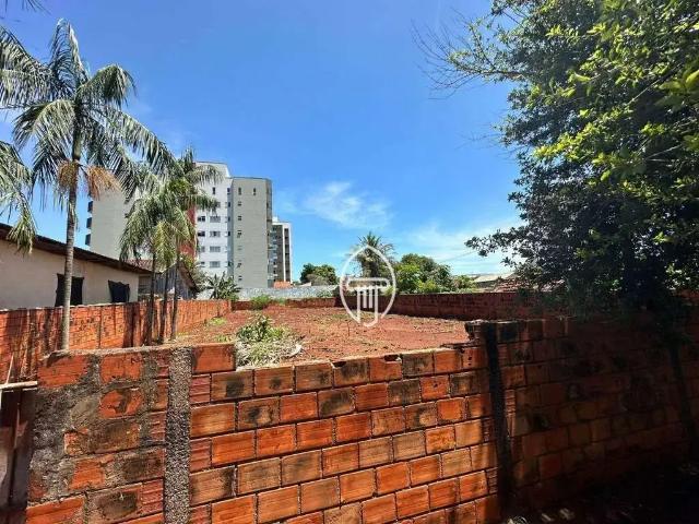 Terreno / Lote para Venda em Ibiporã/PR Centro