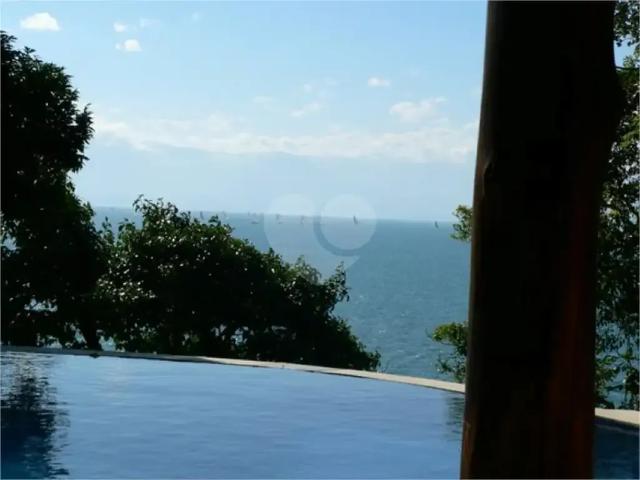 Terreno / Lote para Venda em Ilhabela/SP Pacuíba 4 Quartos