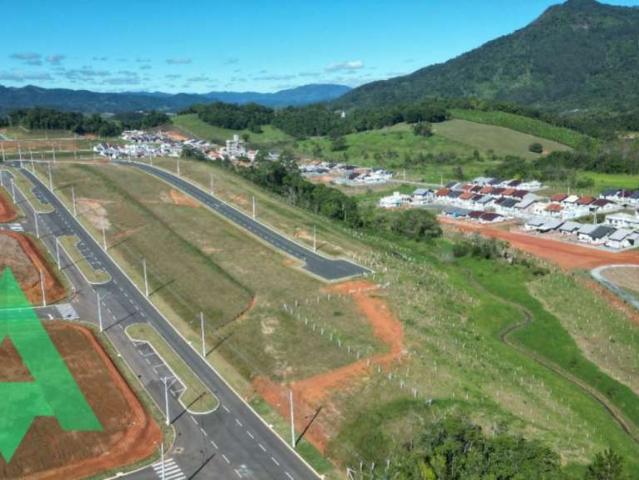 Terreno / Lote para Venda em Indaial/SC Arapongas
