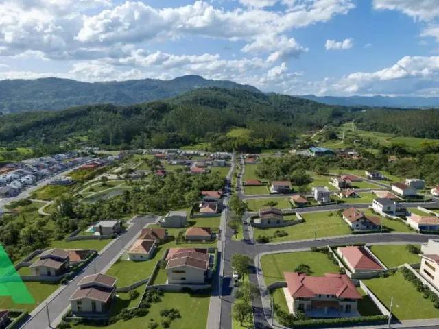Terreno / Lote para Venda em Indaial/SC Arapongas