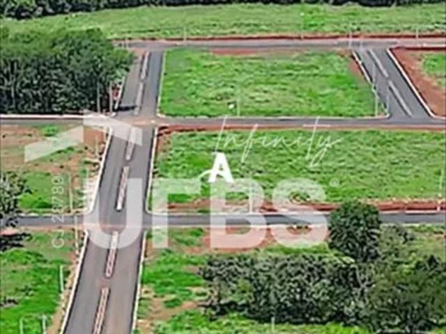 Terreno / Lote para Venda em Indianópolis/MG Centro