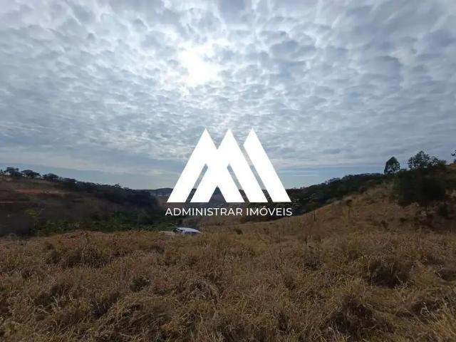 Terreno / Lote para Venda em Itatiaiuçu/MG Pedras