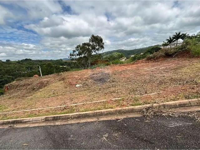 Terreno / Lote para Venda em Itatiba/SP Loteamento Jardim das Paineiras