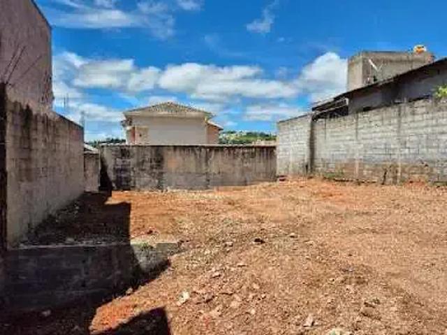 Terreno / Lote para Venda em Itatiba/SP Loteamento Parque da Colina II