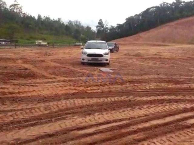 Terreno / Lote para Venda em Itapecerica da Serra/SP Itaquaciara