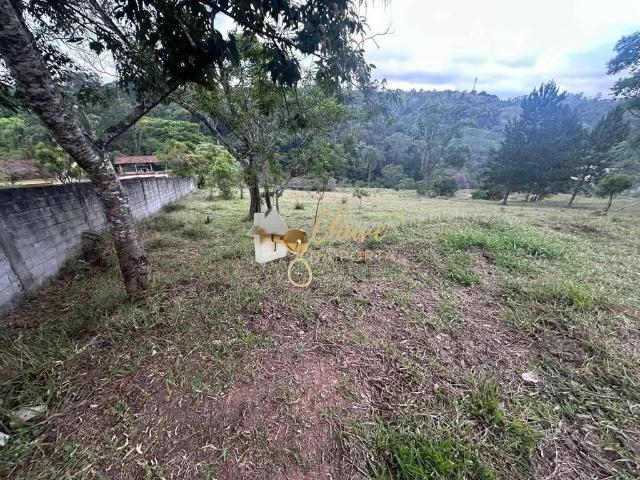 Terreno / Lote para Venda em Itapecerica da Serra/SP Potuverá