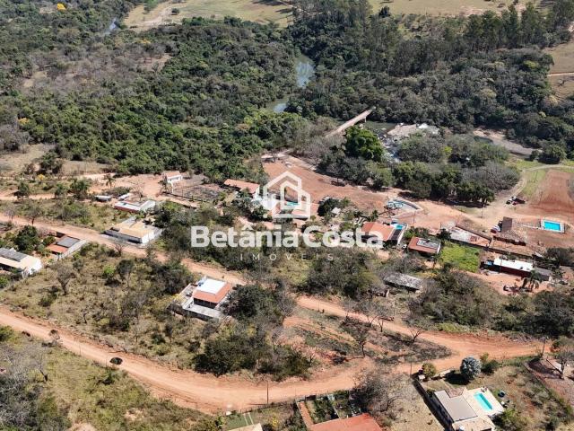 Terreno / Lote para Venda em Itapecerica/MG Cachoeira do Trindade