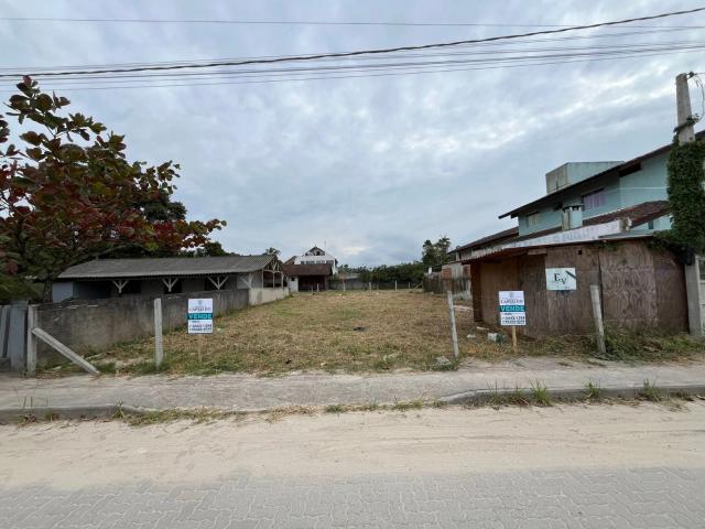 Terreno / Lote para Venda em Itapoá/SC Centro