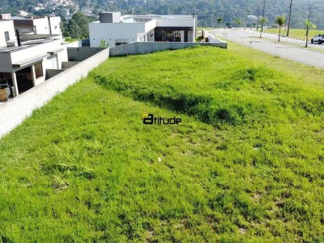 Terreno / Lote para Venda em Jandira/SP Jardim do Golf I