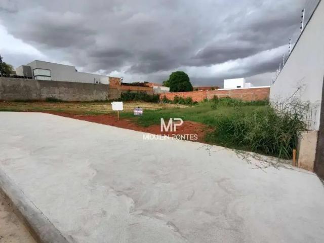Terreno / Lote para Venda em Jaboticabal/SP Jardim Barcelona