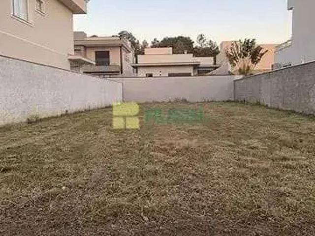 Terreno / Lote para Venda em Jacareí/SP Jardim Califórnia