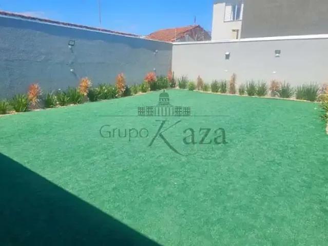 Terreno / Lote para Venda em Jacareí/SP Jardim Paraíba