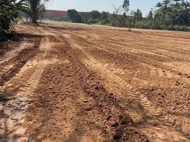 Terreno / Lote para Venda em Jacareí/SP Jardim Santa Maria